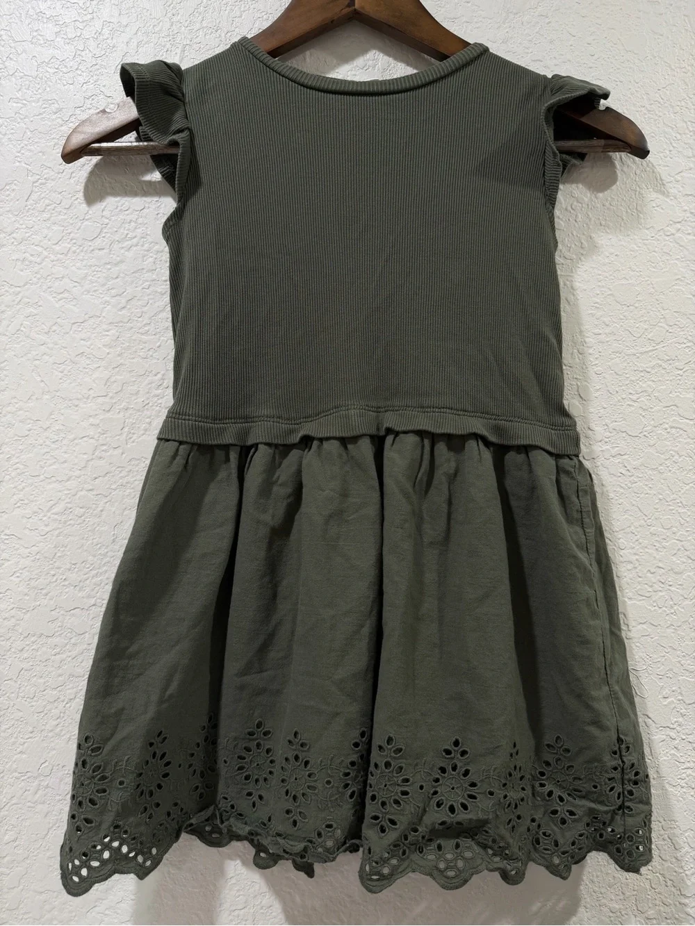 Baby Gap Toddler Eyelet Dress Size 5